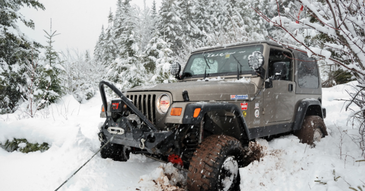 Best winch for jeep should work in any weather conditions