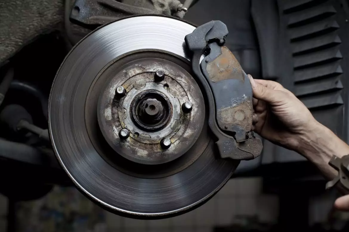 The Essential Guide to Car Brake Maintenance