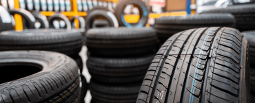 Seasonal Tire Choices: Navigating the Options for Enhanced Safety and Performanc