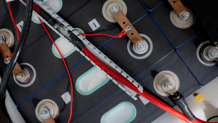 Impact of electronics on battery: our guide